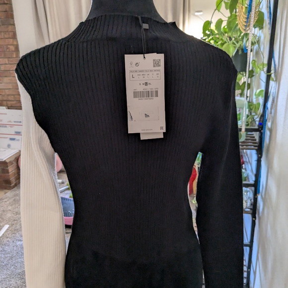 Zara Two-Tone Black and Cream Crop Top - Picture 3 of 5